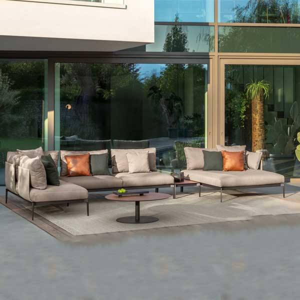 Outdoor Furniture - Wicker Sofa - Leaf