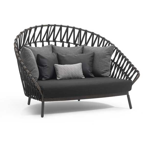 Outdoor Braided & Rope Daybed - Amben