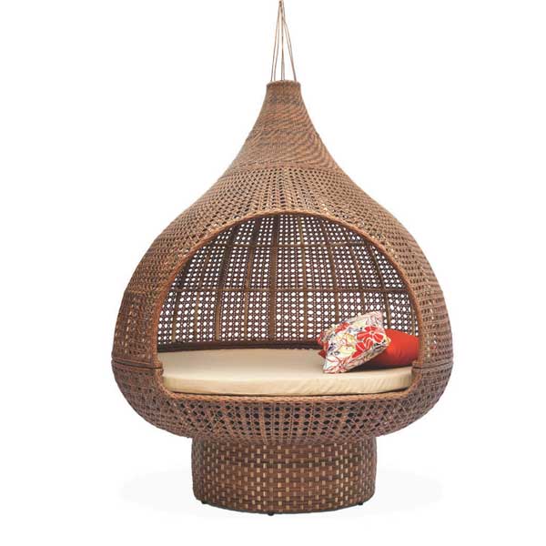 Outdoor Furniture - Canopy Bed - Nest