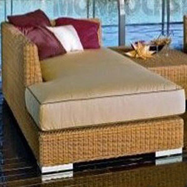 Outdoor Wicker Sun Lounger - Umbrella