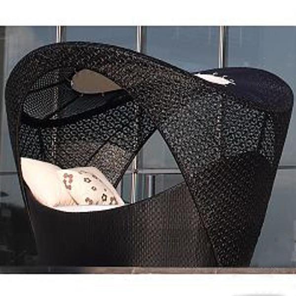 Outdoor Wicker Canopy Bed - Brooklyn