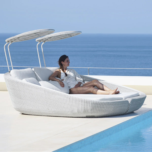 Outdoor Furniture - Canopy Bed - Boletus